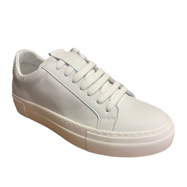 Via Veneto Leather Sneaker - White