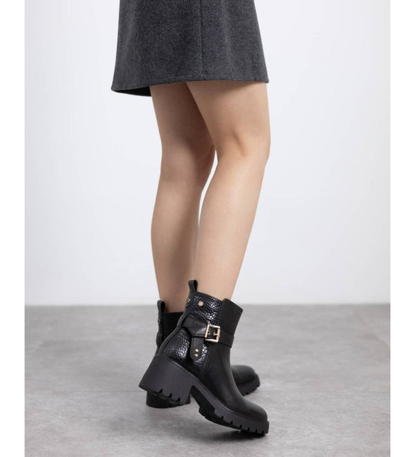 Carmela 162565 Leather Ankle Boot -Black - My Shoe Shop - boot