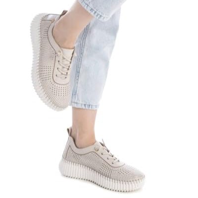 Carmela Soft Sole Leather Sneaker 162369 - Beige - My Shoe Shop - Sneaker