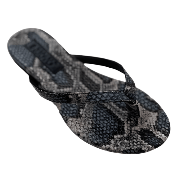 Inuovo 101114 animal-print leather flat slip-on sandal with an easy open design.