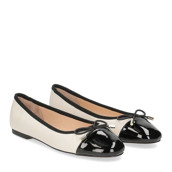 Inuovo A94001 Pump with Patent Nose Tip with Bow - PT Black Crema - My Shoe Shop - Ballerina