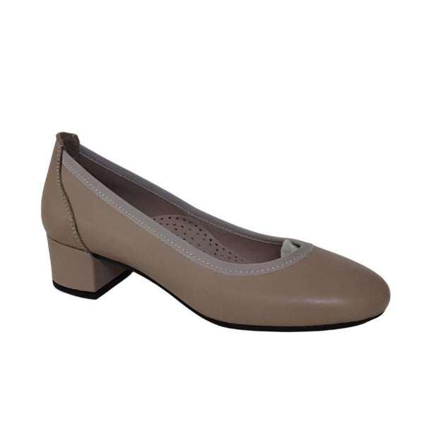 Via Veneto Court shoe with small block heel - Taupe - My Shoe Shop - General