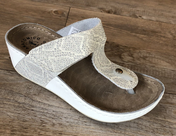 Fratellibabb Thong Wedge - White - My Shoe Shop - Wedge