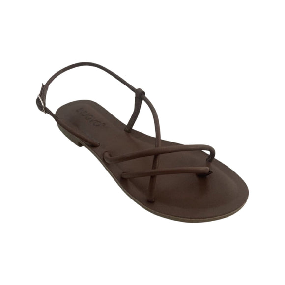 Inuovo 459008 brown strappy leather sandal with a low 1 cm heel.