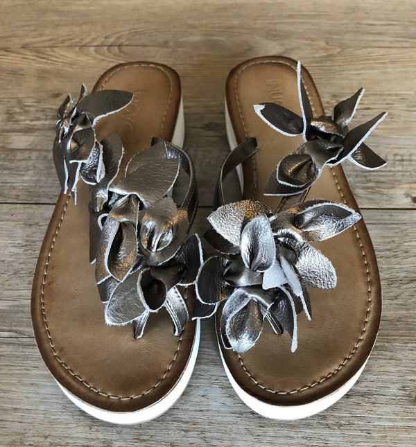 Inuovo 9105 Leather Slipper Wedge with Flowers - Pewter - My Shoe Shop - Wedge