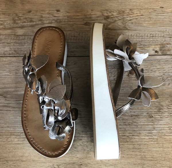 Inuovo 9105 Leather Slipper Wedge with Flowers - Pewter - My Shoe Shop - Wedge