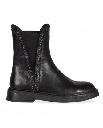 Inuovo Leather Boots w Studs - Black (2025) - My Shoe Shop - General