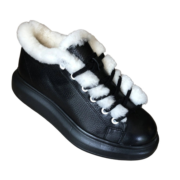 Sergio Puccini leather sheep-wool-lined sneaker in Black
